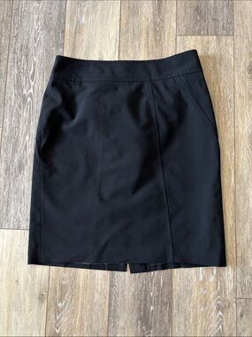 LOFT Black Tailored Pencil Skirt